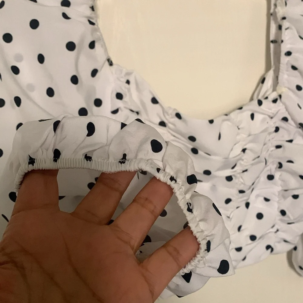 Size M SHEIN Ruched women’s Top sexy summer wear weather blouse polka dots used - Picture 7 of 14